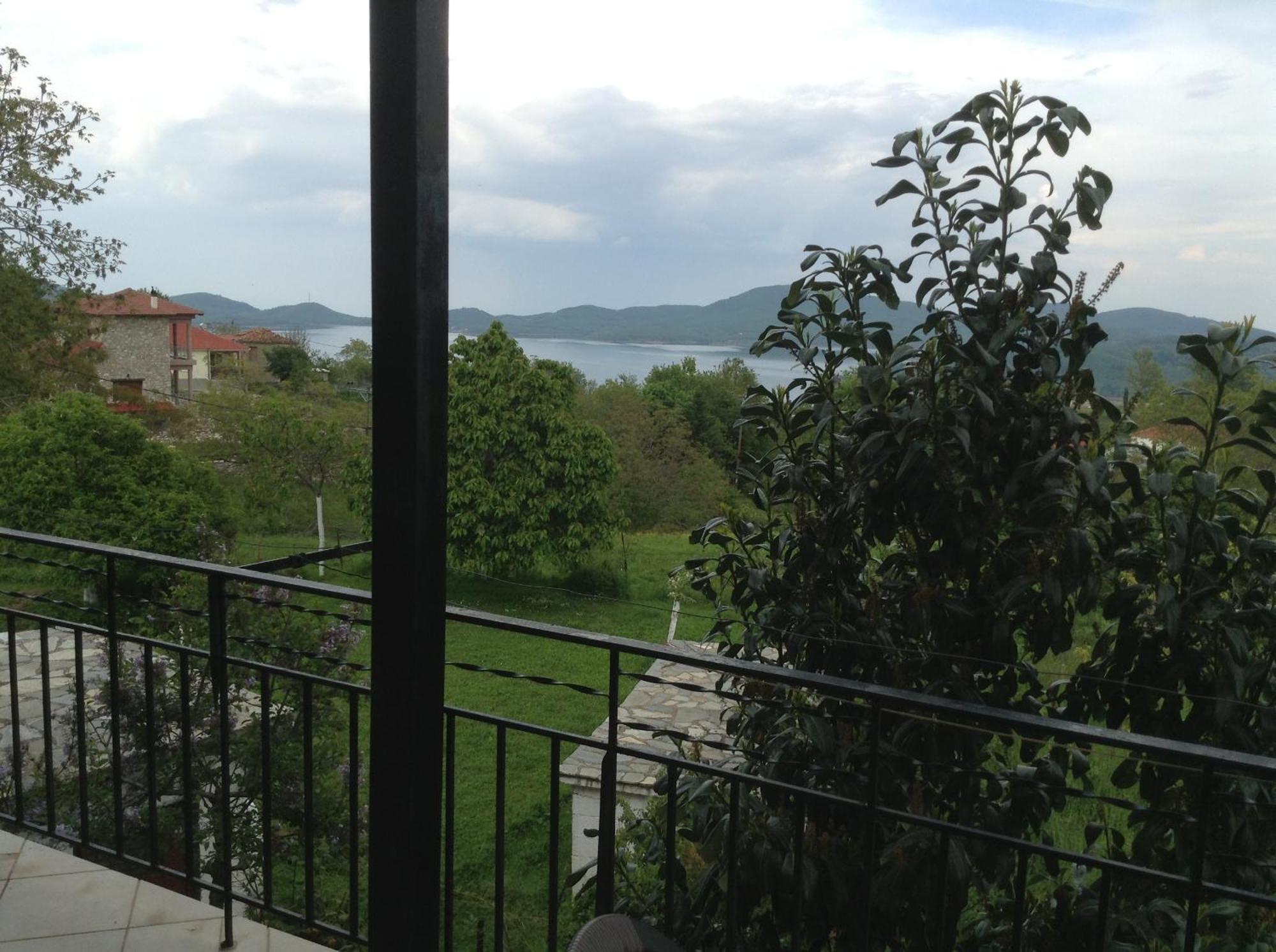 Guesthouse Lamprini Neochorion Bagian luar foto
